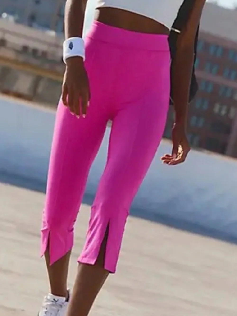 Free People Make It Happen Cropped Leggings. NWT. Living magenta